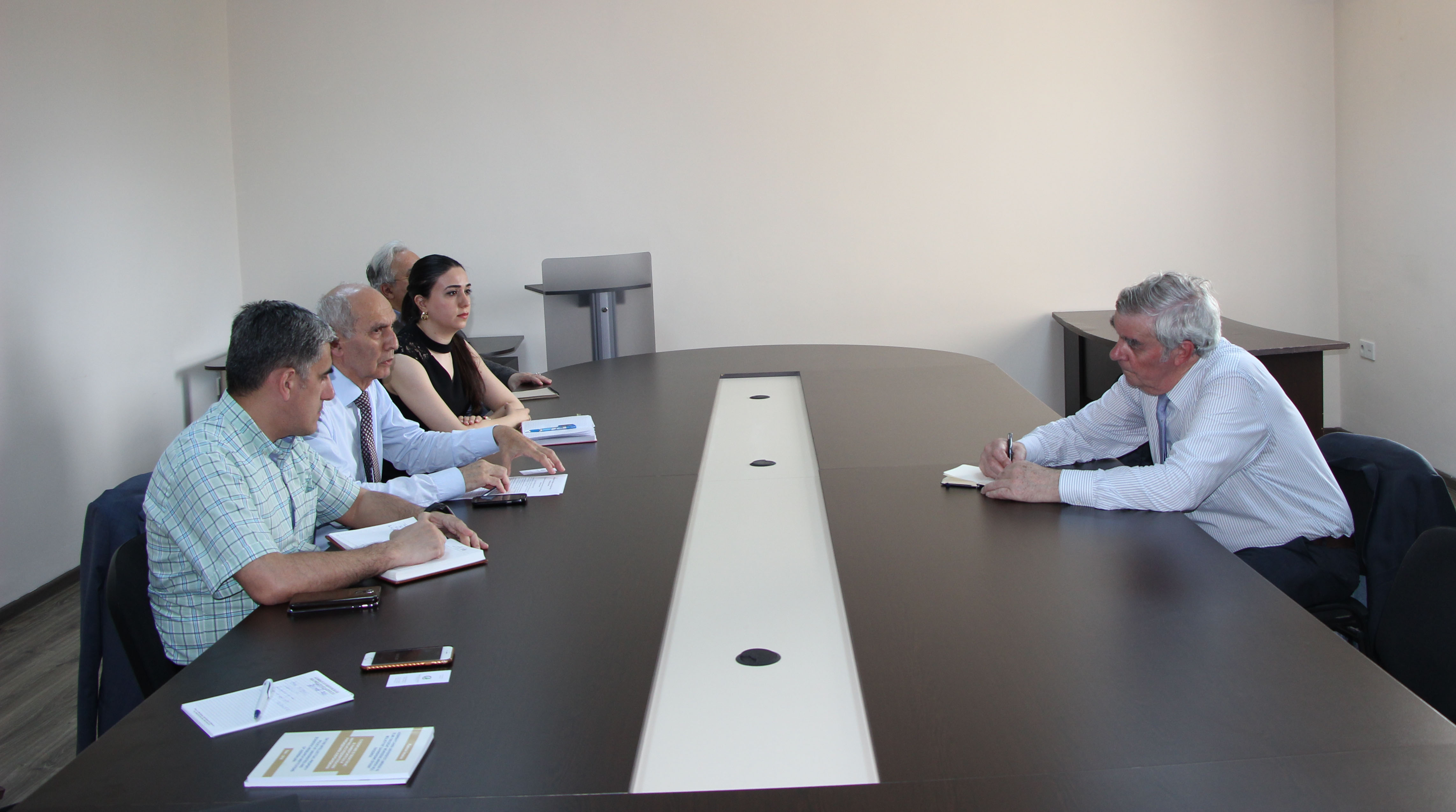​Meeting was held with an Irish expert at Intellectual Property Agency