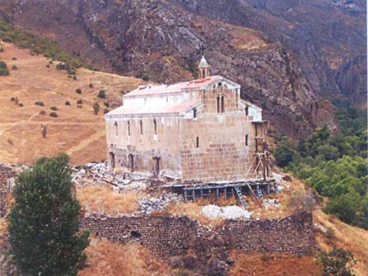 Жертва армянского вандализма - монастырь Агоглан